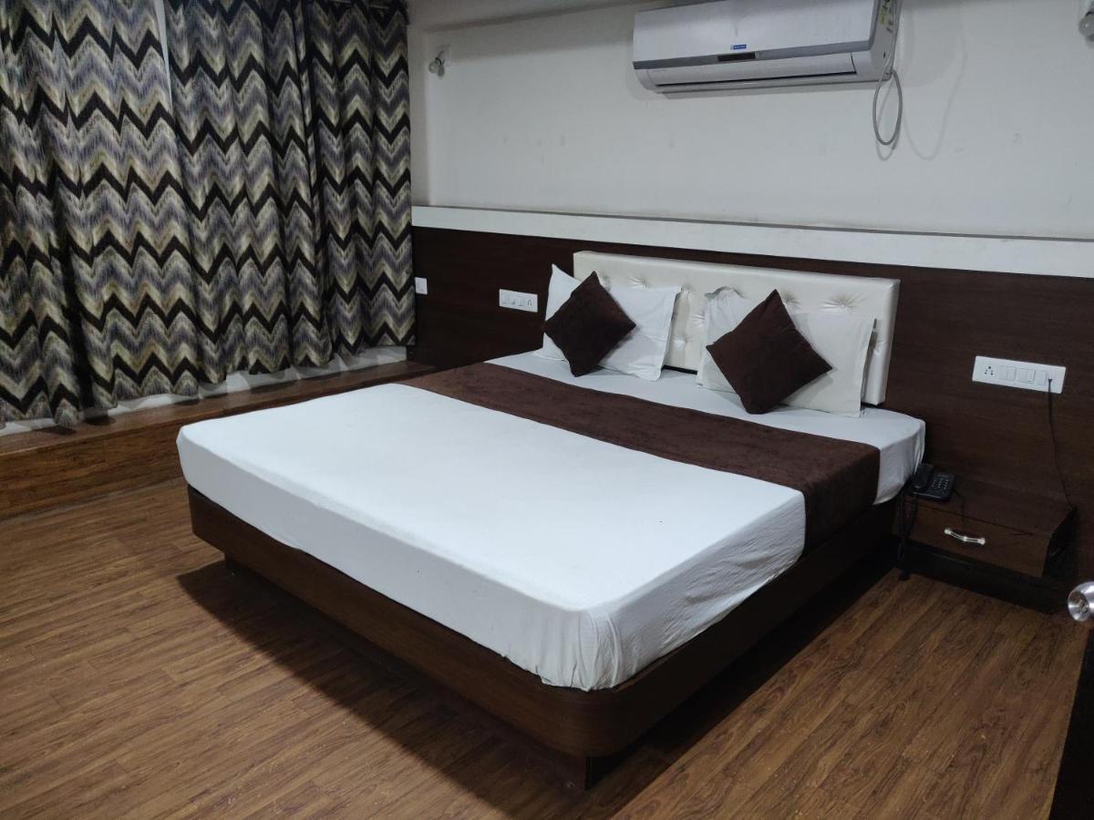 Hotel Vaidehi Удайпур Экстерьер фото